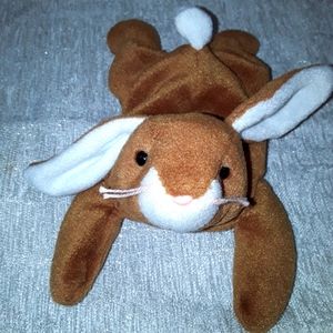 Vintage. 1995. Ears. Ty beanie baby. Bunny rabbit.Pellets in body. Vintage wear